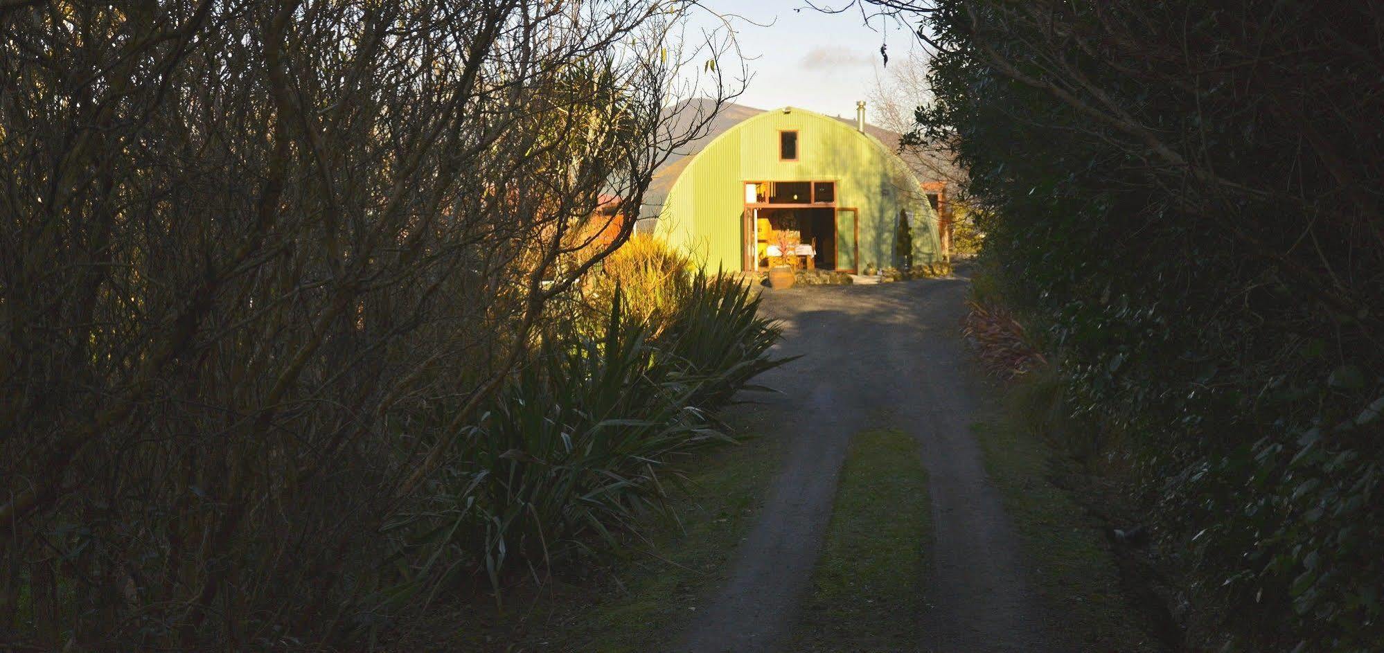Barn Bed And Breakfast Waitati Esterno foto