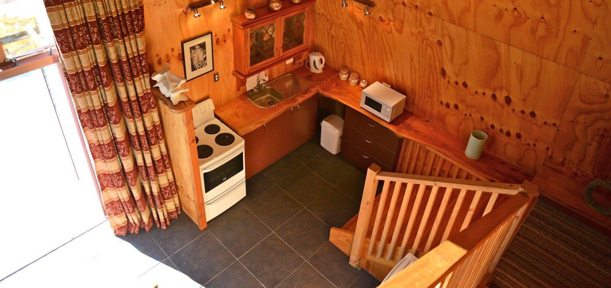 Barn Bed And Breakfast Waitati Esterno foto